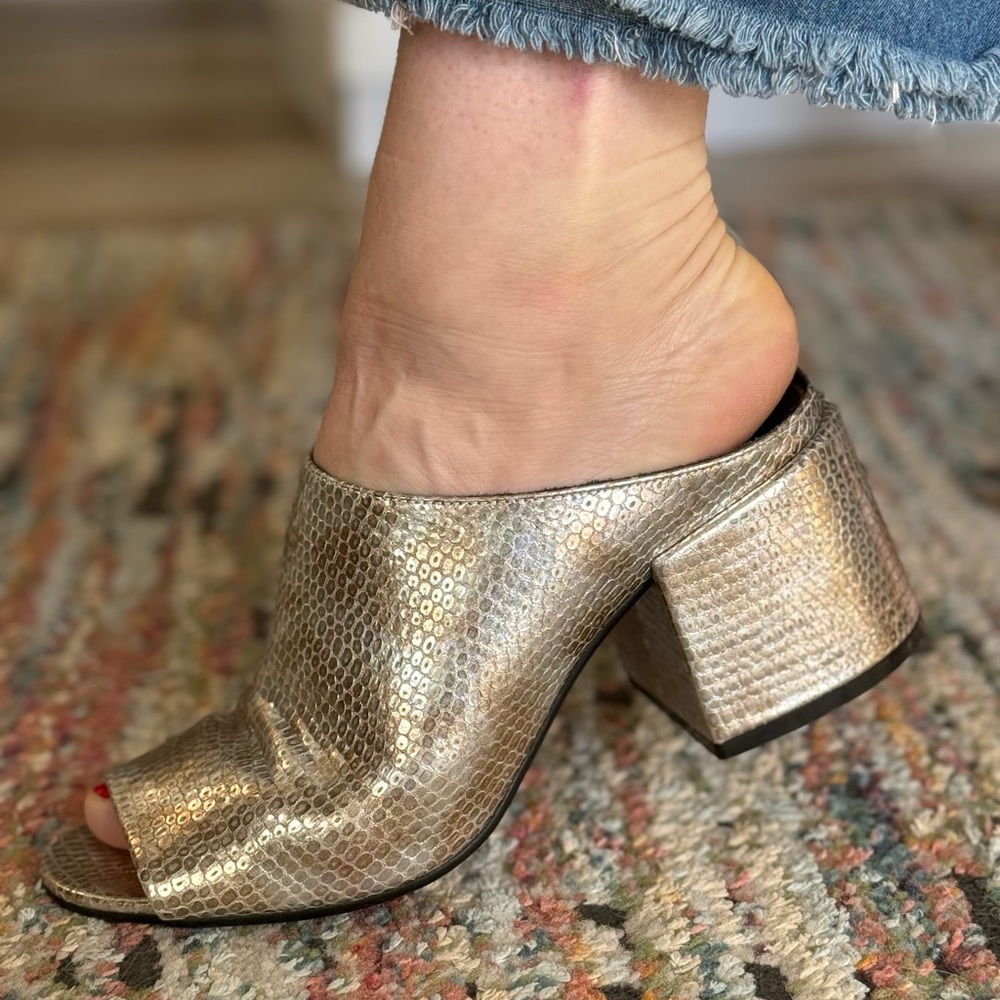 MM6 Maison Martin Margiela Silver Mules with Textured Finish Size 41/ 9.5-10